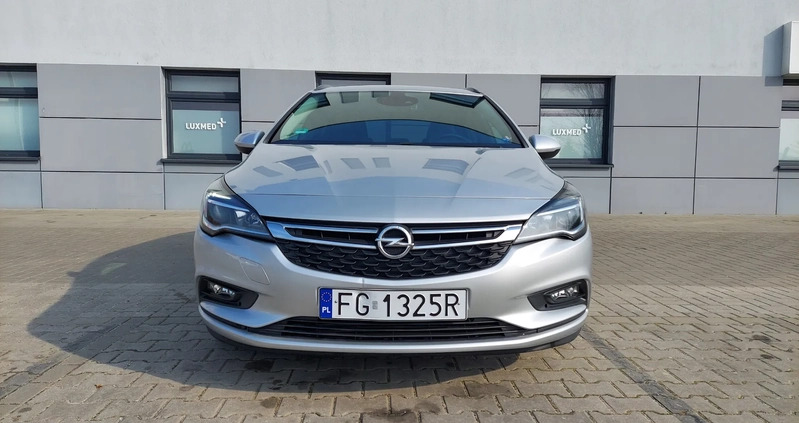 Opel Astra cena 39900 przebieg: 143000, rok produkcji 2016 z Łowicz małe 704